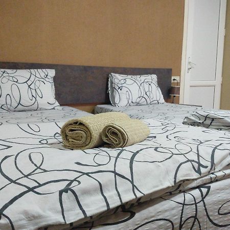 Hotel Bu Tbilisi Bagian luar foto