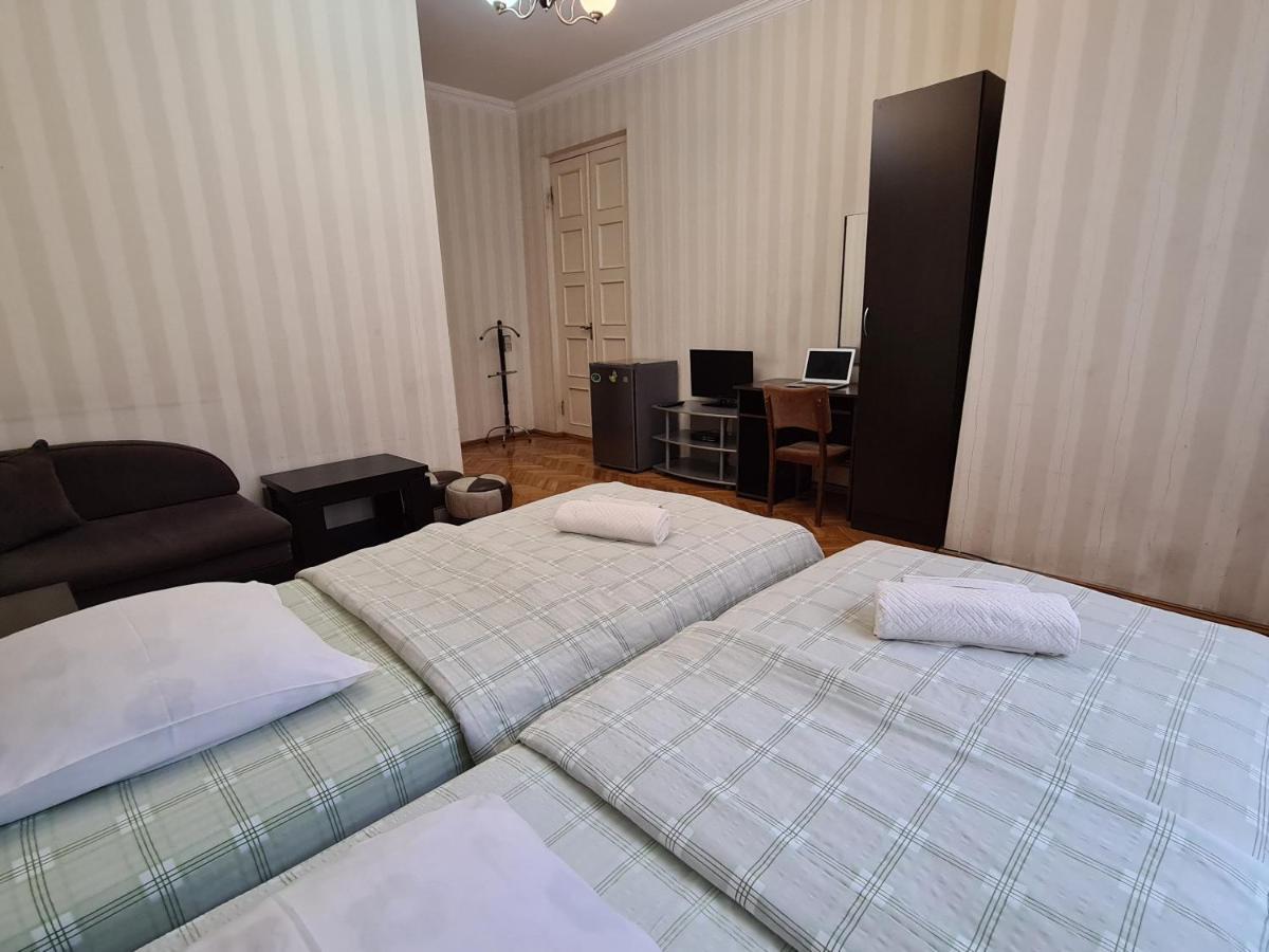 Hotel Bu Tbilisi Bagian luar foto