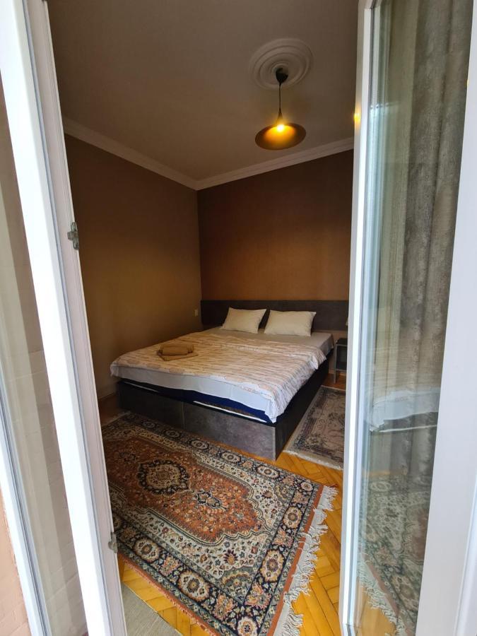 Hotel Bu Tbilisi Bagian luar foto
